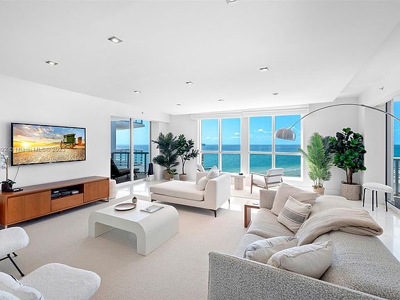 5th image of 3801 Collins Ave #1703