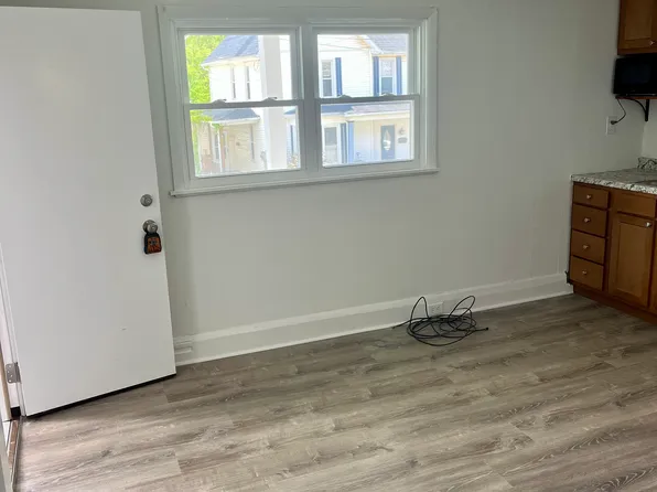 517 8th Street # Fl 1ST, Irwin, PA 15642