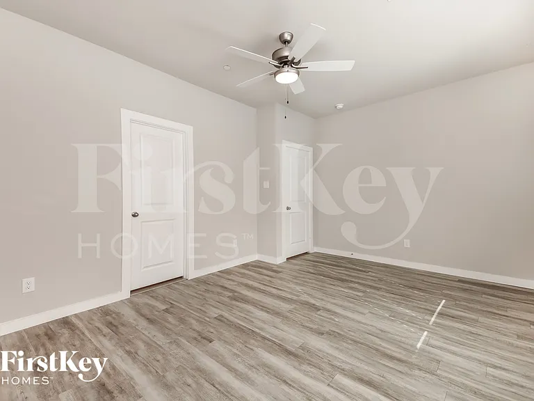 322 Nima Ln — Photo 8