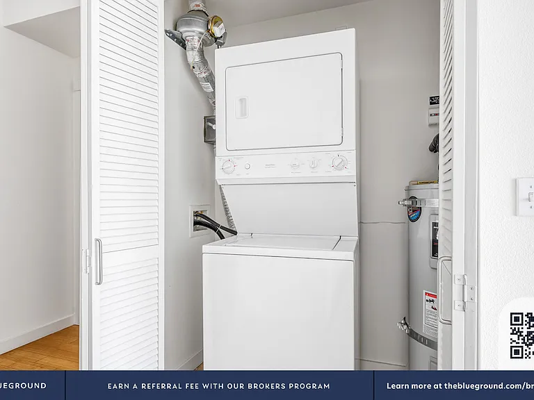 Washer/Dryer in Apartment