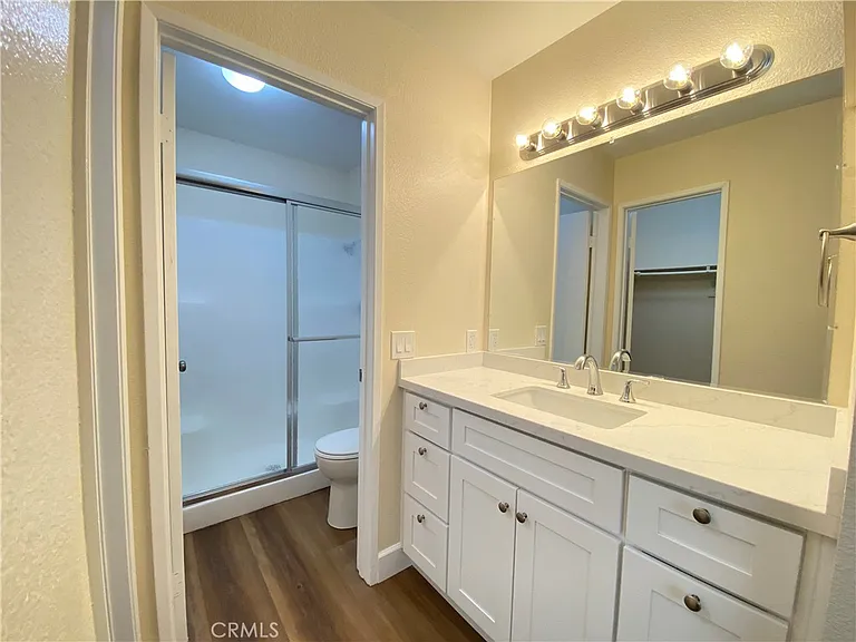 1084 Jacaranda Rd — Photo 13