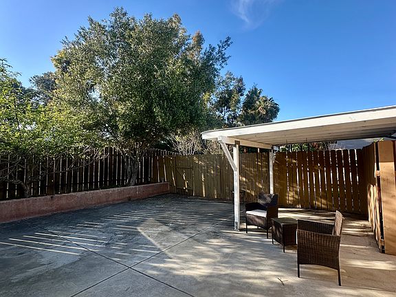 2nd image of 7696 Kiwi St