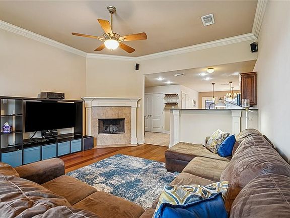 4th image of 70319 10th St