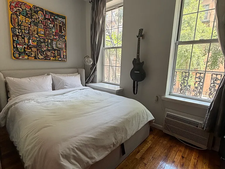 424 W 46th St #2A — Photo 4