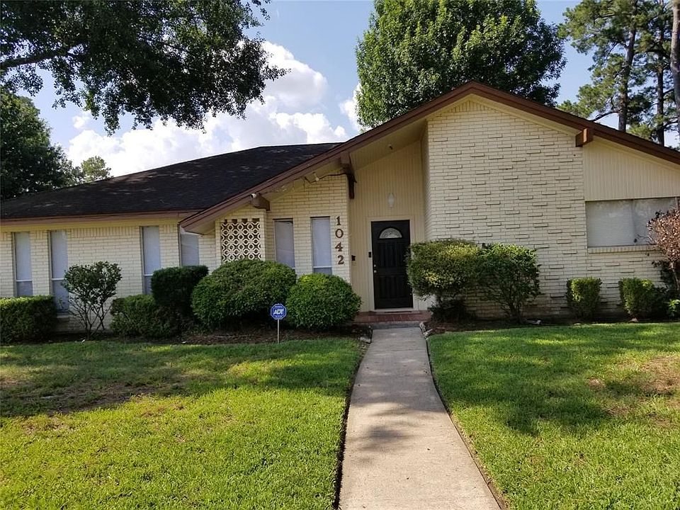 1st image of 1042 Creekmont Dr