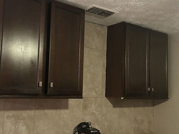 4th image of 268 Lane Ave S