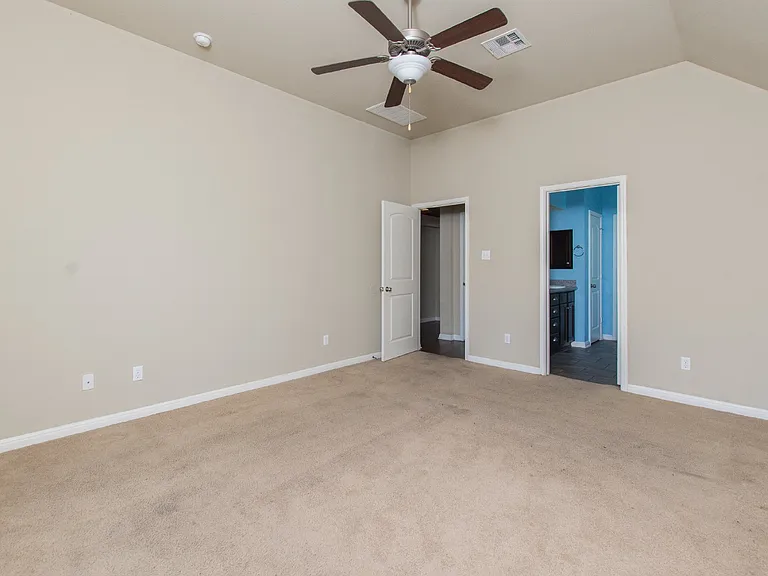 3505 Castleton Dr — Photo 25