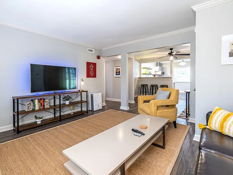 1570 Spring Ln NW #A — Photo 5
