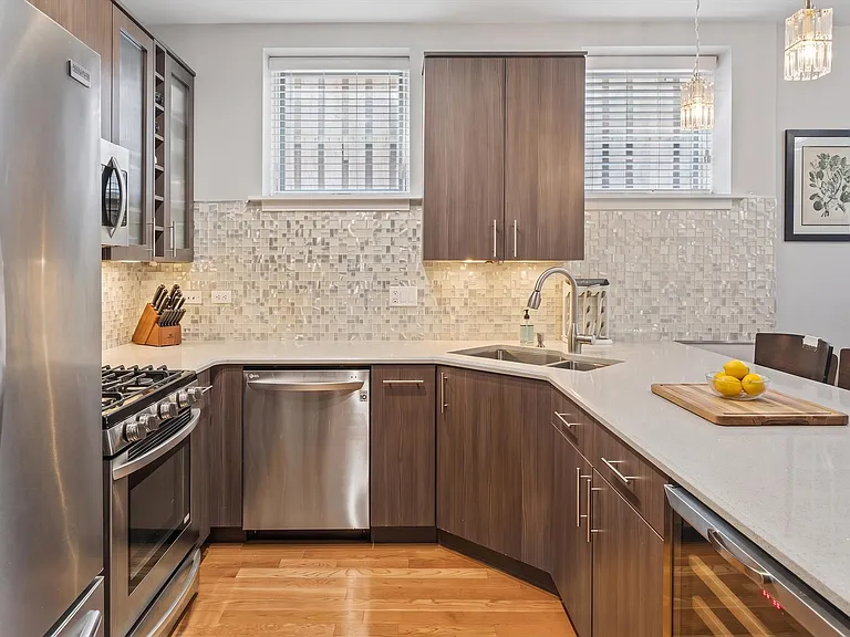 4303 N Kenmore Ave #1S — Photo 7