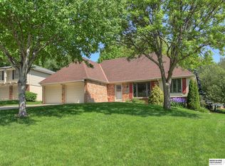 2013 S 141st Cir, Omaha, NE 68144