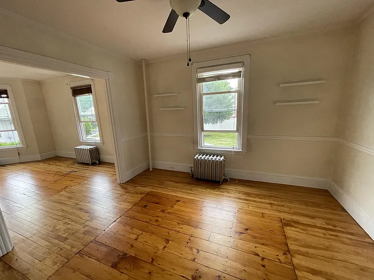 203 Marriner St #2 — Photo 2