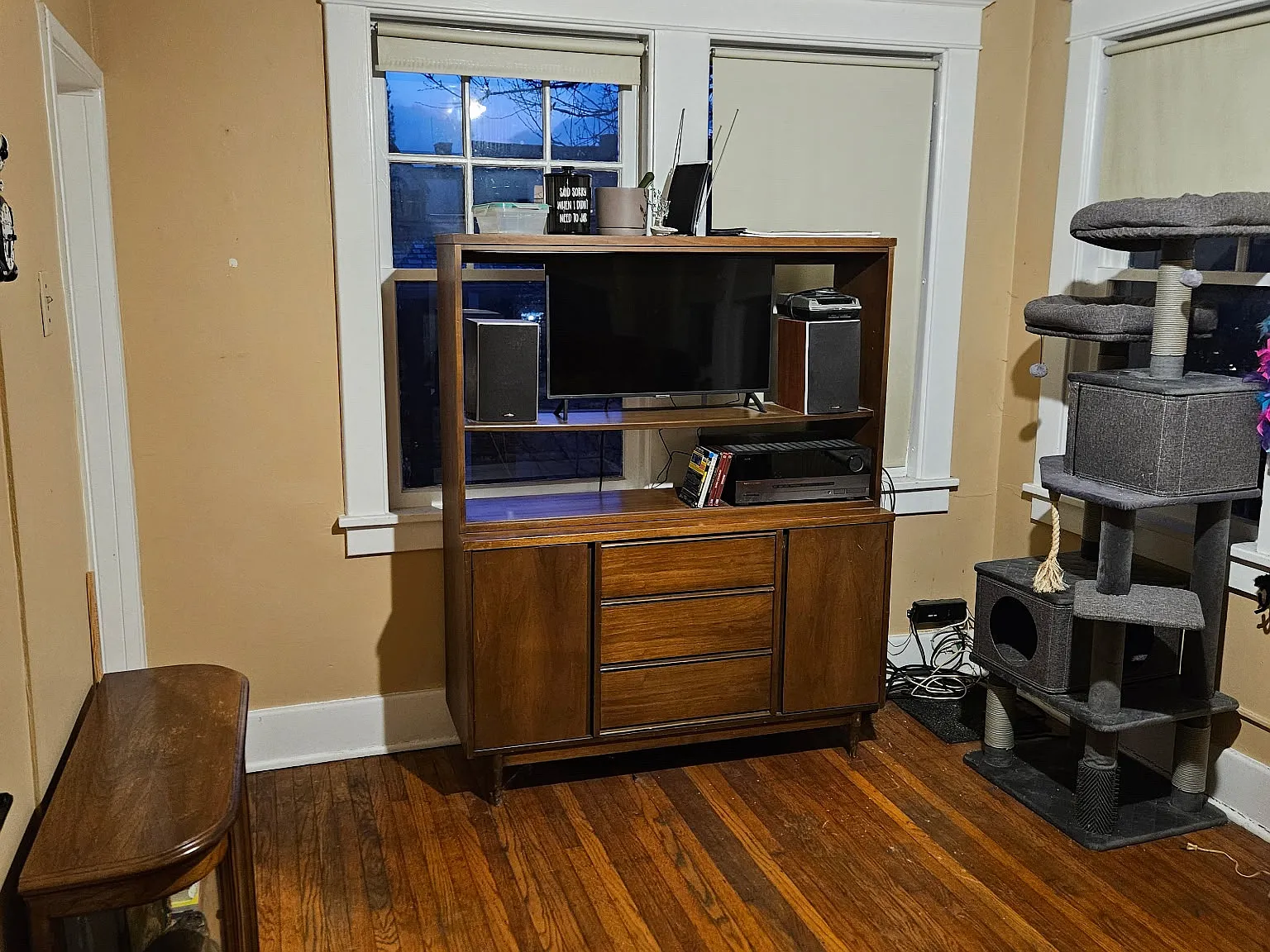 1 bed, $1,100 — Photo 2