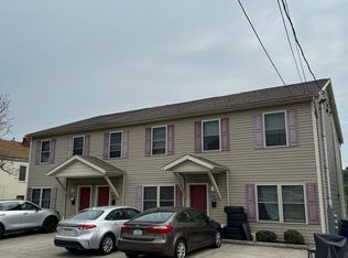 3755 Childs St, Pittsburgh, PA 15213
