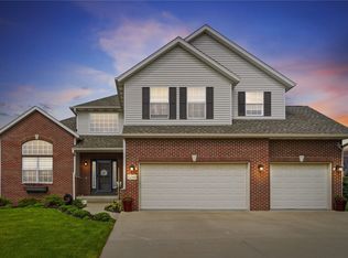 2260 Timber Creek Dr, Marion, IA 52302