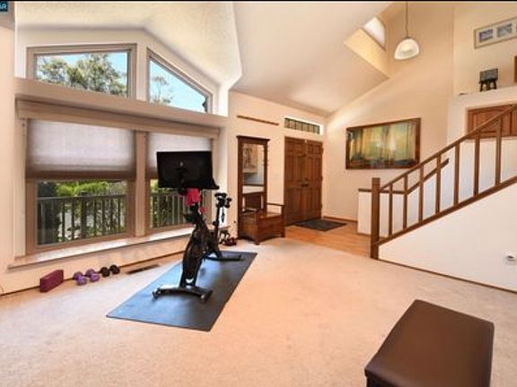 3rd image of 501 Elderwood Dr