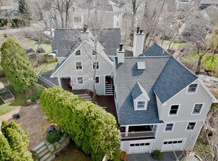10 Hillside Ave UNIT 10, Marblehead, MA 01945