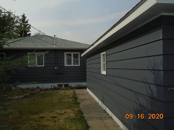 3rd image of 221 1st Ave SW