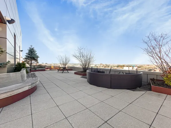 341 Eastern Parkway image 7 of 14