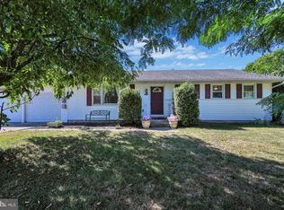 1015 E Main St, Hegins, PA 17938
