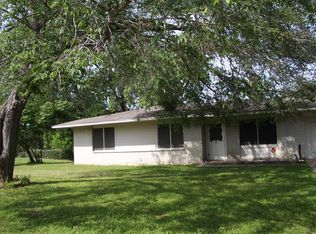 101 Pine Mdws, Hempstead, TX 77445