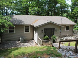 760 Barrett Rd, Eddyville, KY 42038