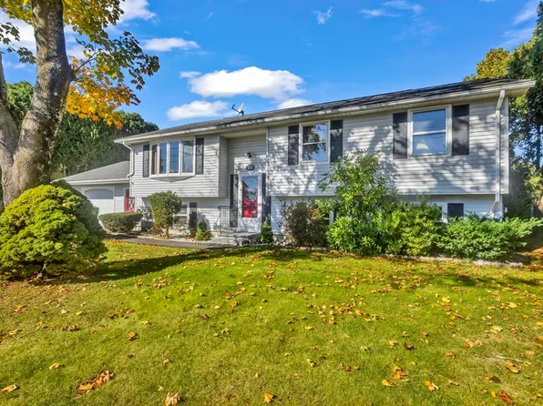 212 Poplar St, Chicopee, MA 01013