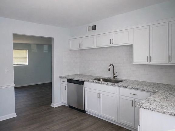 3rd image of 3260 Dodson Drive Connector APT 6