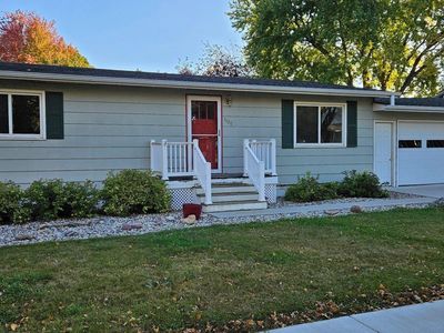 1106 12th St S, Brookings, SD, 57006
