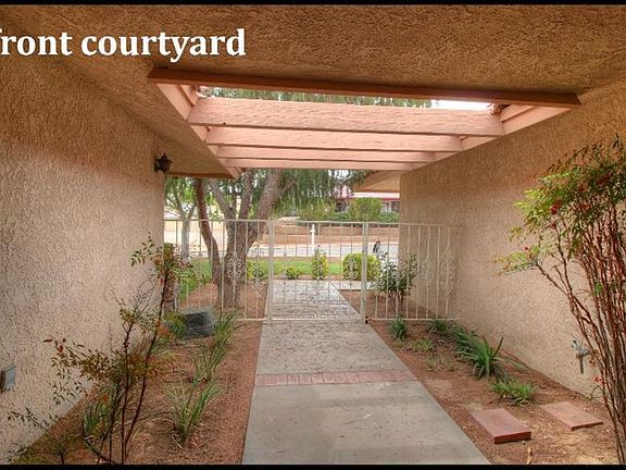 3rd image of 27865 Evergreen Ln