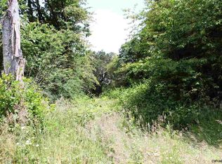 7865 Highland Rd, Independence, OR 97351