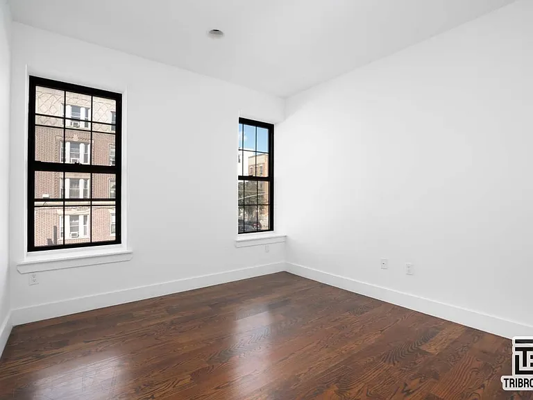 962 Greene Ave #2C — Photo 4