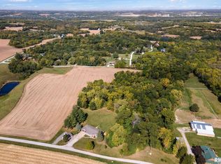 9629 108th Ave W, Taylor Ridge, IL 61284