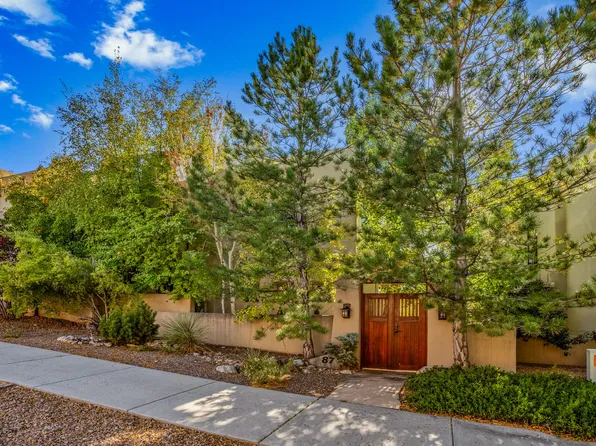 87 Avenida Frijoles, Santa Fe, NM 87507