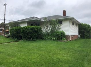 13405 Bangor Ave, Garfield Heights, OH 44125