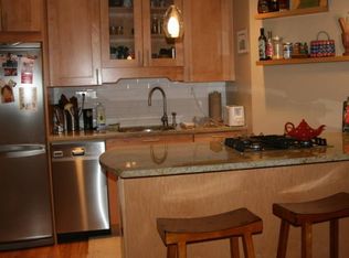 355 W 29th St APT 3B, New York, NY 10001