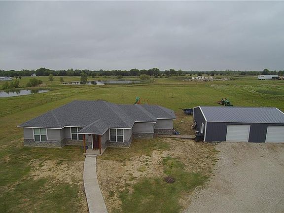 2nd image of 4768 County Road 3403