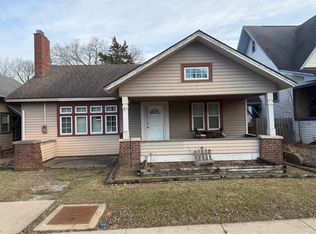 1293 N Main St, Rockford, IL