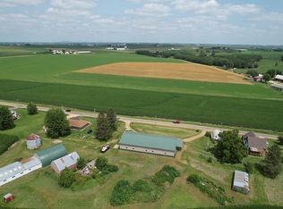 2125 Louisburg Rd, Cuba City, WI 53807