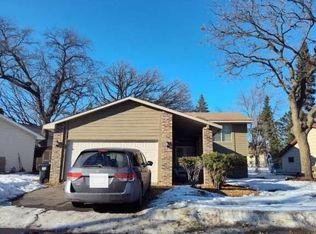 943 123rd Ln NW, Coon Rapids, MN 55448