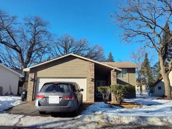 943 123rd Ln NW, Coon Rapids, MN 55448