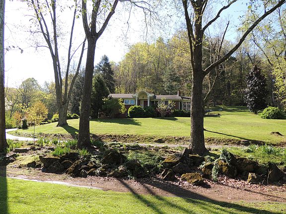 4th image of 202 Cresswood Dr