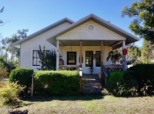 401 Cedar Rd, Chattahoochee, FL 32324