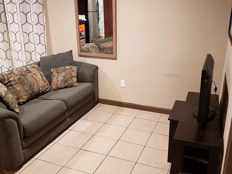 12877 Glenoaks Blvd — Photo 4