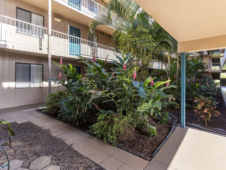 S Kihei Rd — Photo 42