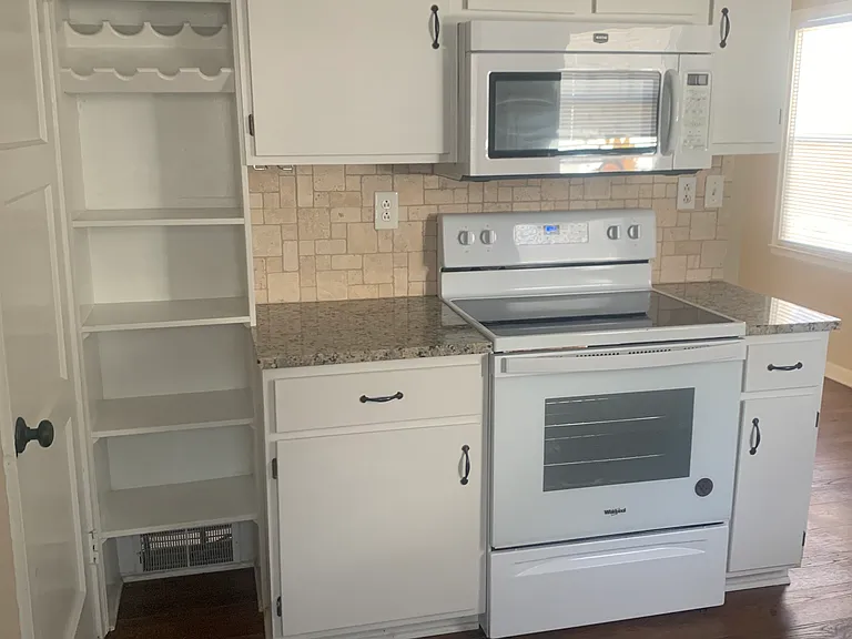 1228 SW Frazier Ave — Photo 6