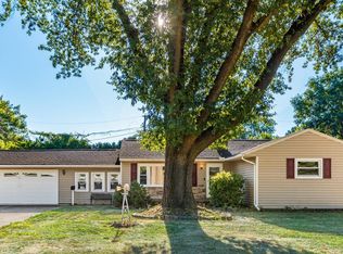 1110 Cranwood Dr, Newark, OH 43055