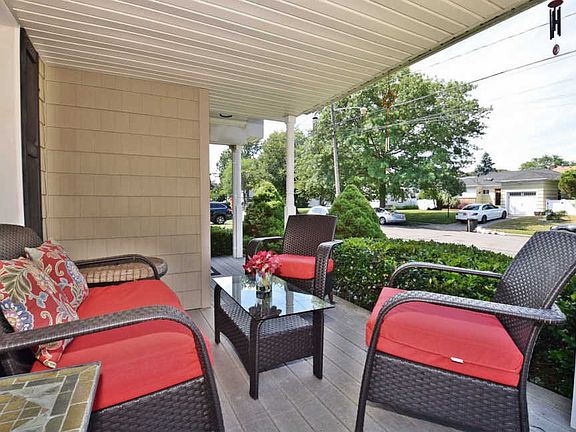 2nd image of 160 Gerard Ave