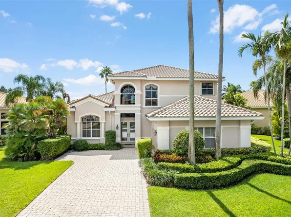 1136 Grand Cay Dr, Palm Beach Gardens, FL 33418