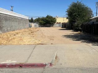 1220 N Abby St, Fresno, CA