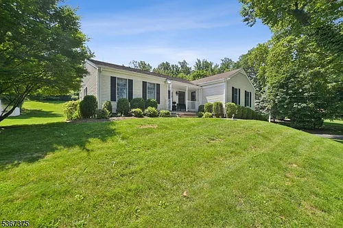 415 Fairmount Ave Photo 1